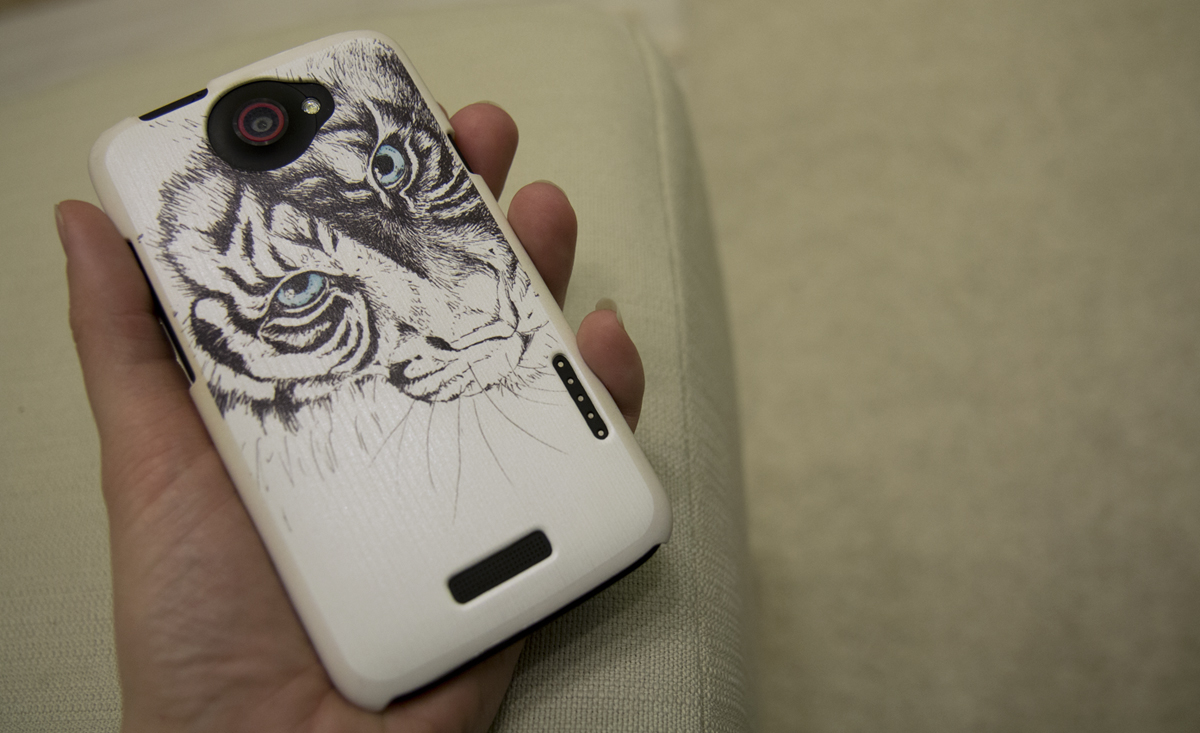 Mein Tusche-Tiger auf meinem Smartphone.