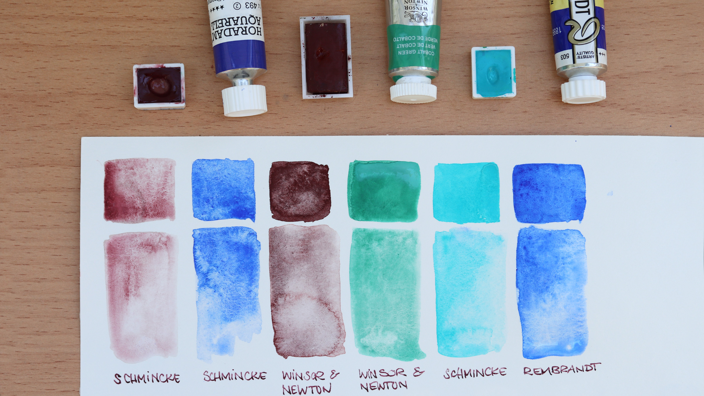 Granulierende Aquarellfarbe – unterschiedliche Pigmente granulieren unterschiedlich stark