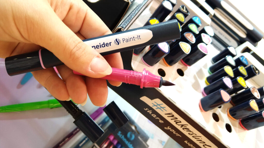 Schneider Paint-It - der Stift mit auswechselbaren Spitzen und Farben.