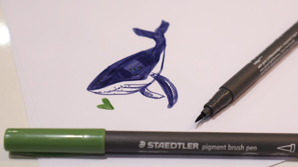Ein verliebter Wal mit den Staedtler PigmentArts Pen.