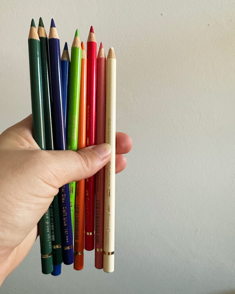 Eine Handvoll neuer Buntstifte für mich und 20 neue Farbtöne im Polychromo Sortiment zum Ende des Jahres 2025.